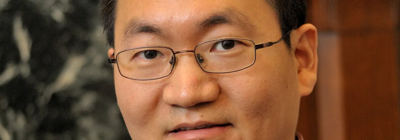Xiaofeng Shao Headshot