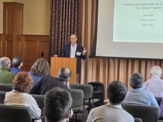 Galin Jones speaks in Duncker Hall
