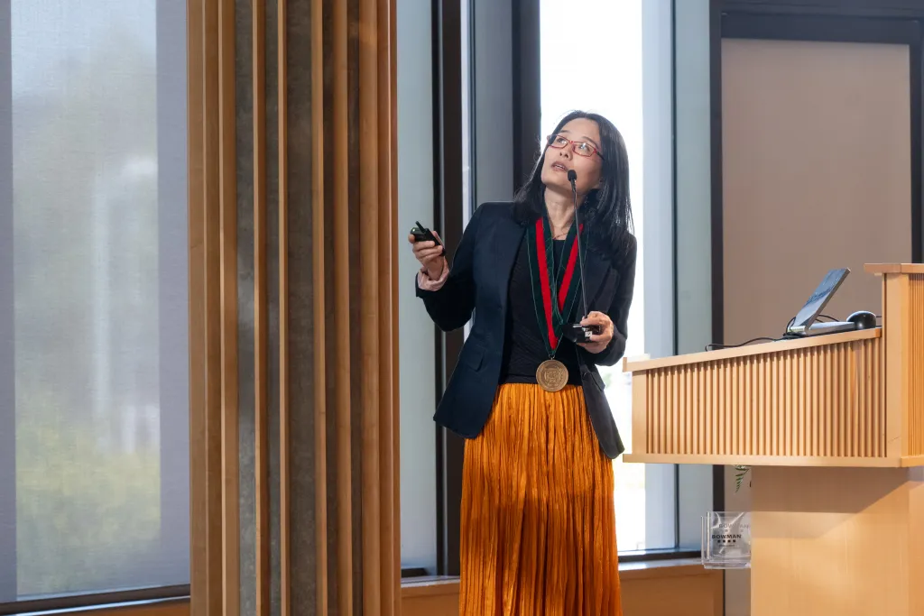 Bo Li presents in Hillman Hall