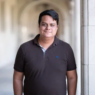 Francis Araujo Headshot