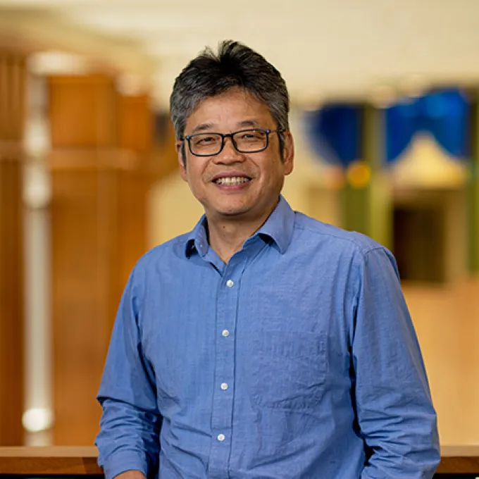 Peter Song Headshot