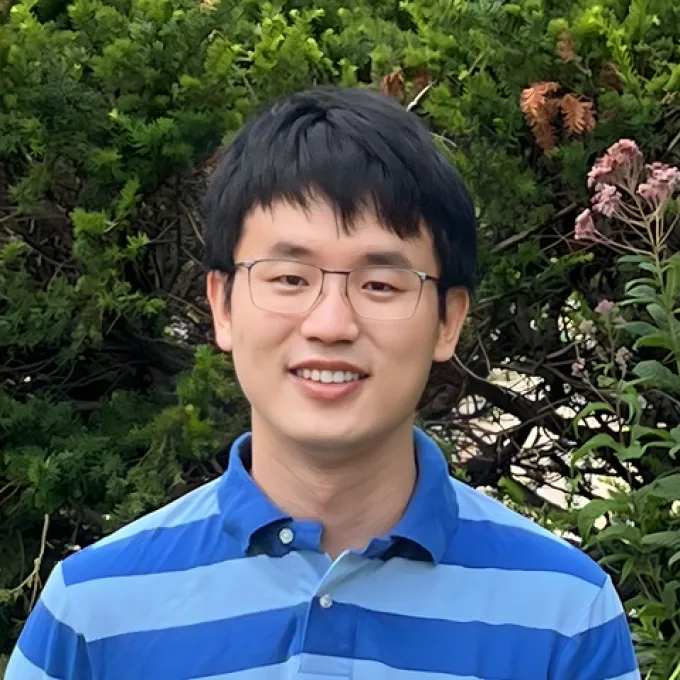 Xinran Li Headshot